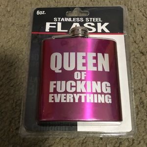 Queen of everything flask